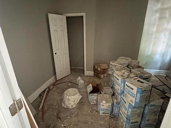 5th image of 3118-3120 Utah St