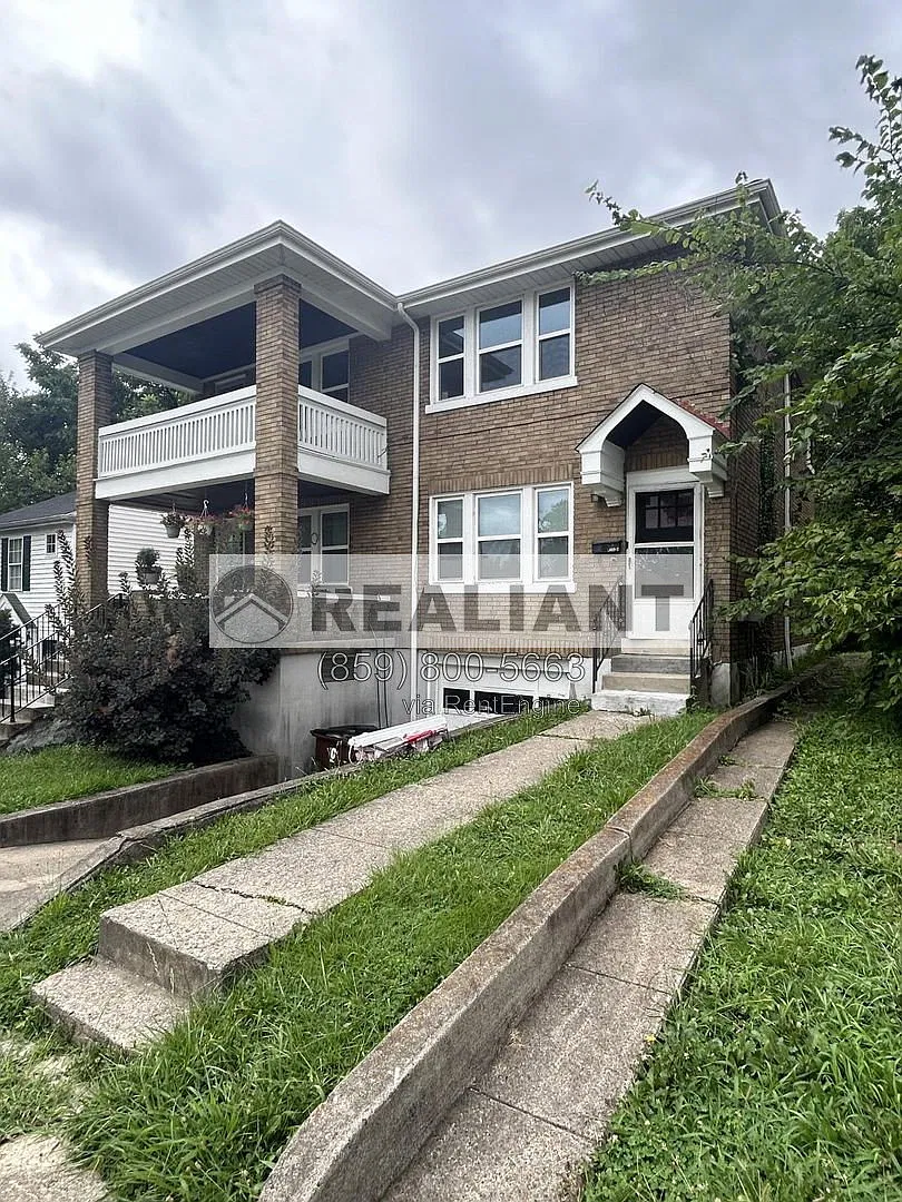 2 bed, 1.0 bath, $1,245 — Photo 1