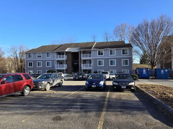 1210 University Ter APT H, Blacksburg, VA 24060