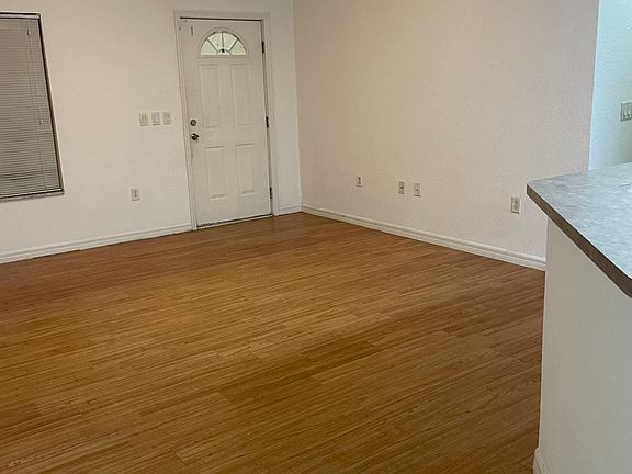 5th image of 25 Dogwood Drive Cir