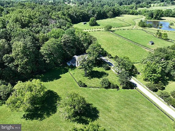 2nd image of 3167 Burrland Ln