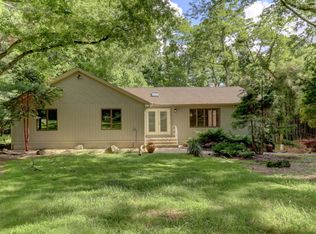 11 Cormorant Dr, Middletown, NJ 07748