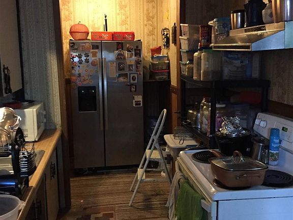 5th image of 405 N Denver St
