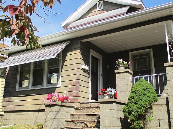 2nd image of 1123 W Virginia Ave