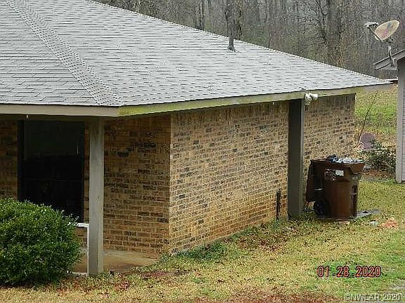 3rd image of 629 Pine Cone Dr