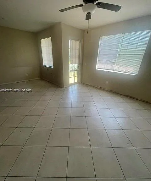 1992 Nassau Dr #- — Photo 9