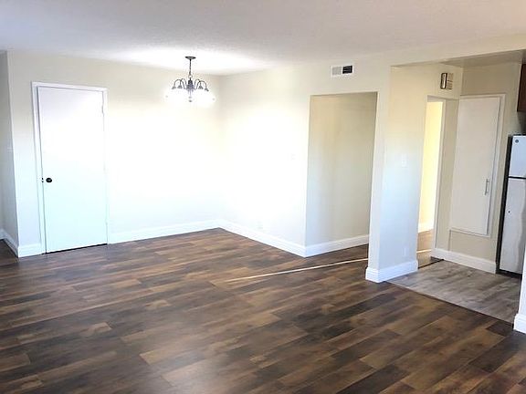 2nd image of 152 Jackson Ave #205