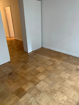 Rented by Carlyle Property Management | media 12