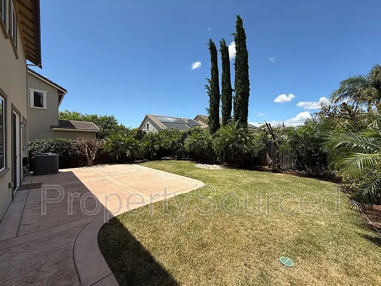 18517 Admiral Way — Photo 49