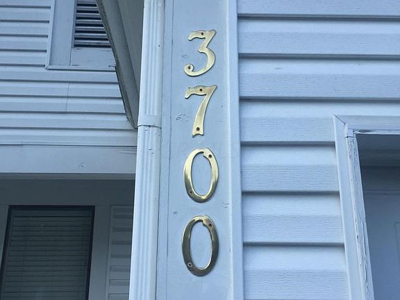4th image of 3700 Harborough Dr
