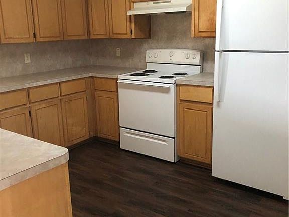 2nd image of 4400 Tidal Wave Dr