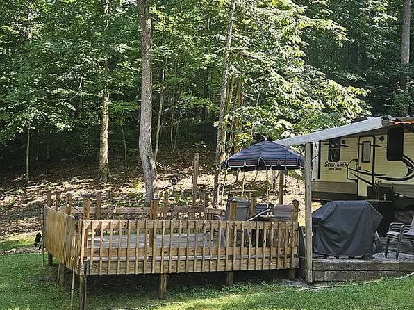 109 Maple Ct, Mammoth Cave, KY 42259