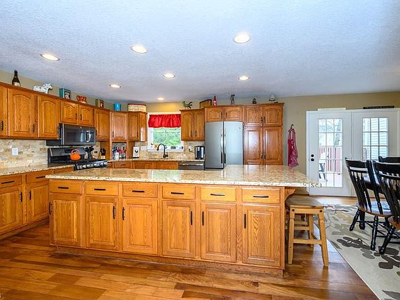 5th image of 2683 Morningside Pl