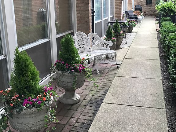 5th image of 2030 N Cleveland Ave APT 1