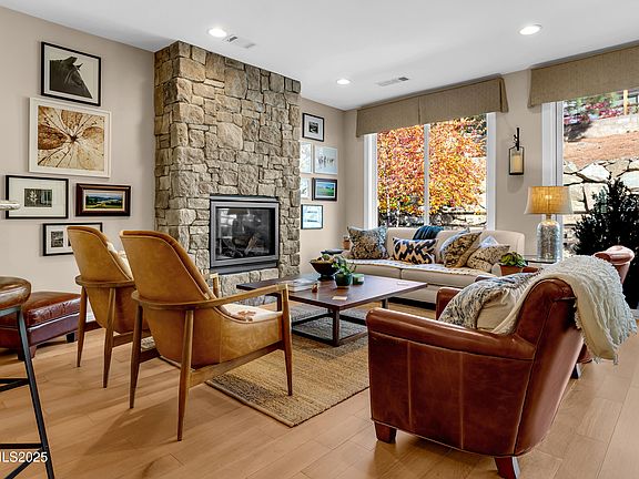 3rd image of 9161 Quilberry Way