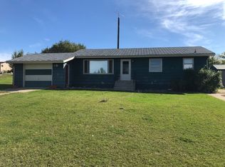 608 3rd Ave NW, Kenmare, ND 58746