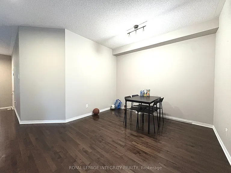 254 Badgeley Ave — Photo 5