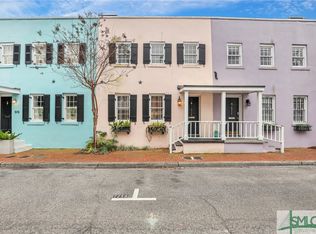 513 E Perry St, Savannah, GA 31401
