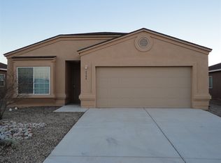 6580 Mountain Hawk Loop NE, Rio Rancho, NM 87144