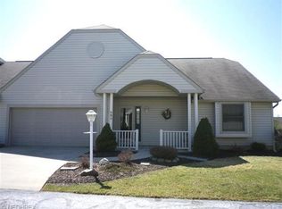 823 Cartier Dr, Canal Fulton, OH 44614