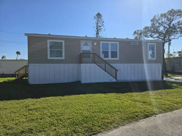 6515 15th St E #C05, Sarasota, FL 34243