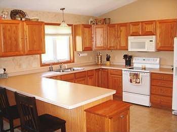 5th image of 2335 Pineview Ln