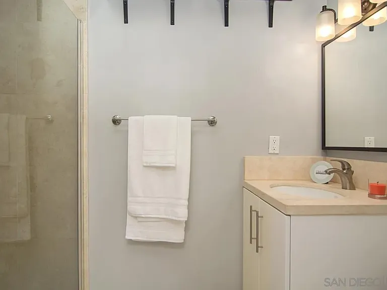 2913 A St — Photo 11