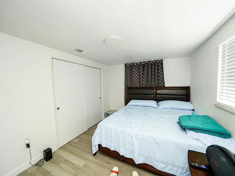 1160 Tarpon Ave — Photo 15