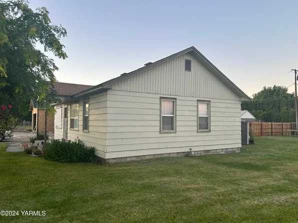 57 Whitman St, Union Gap, WA 98903