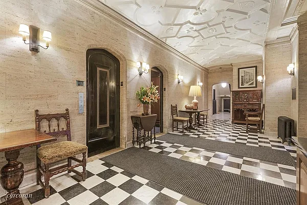 Sold by Corcoran | media 14