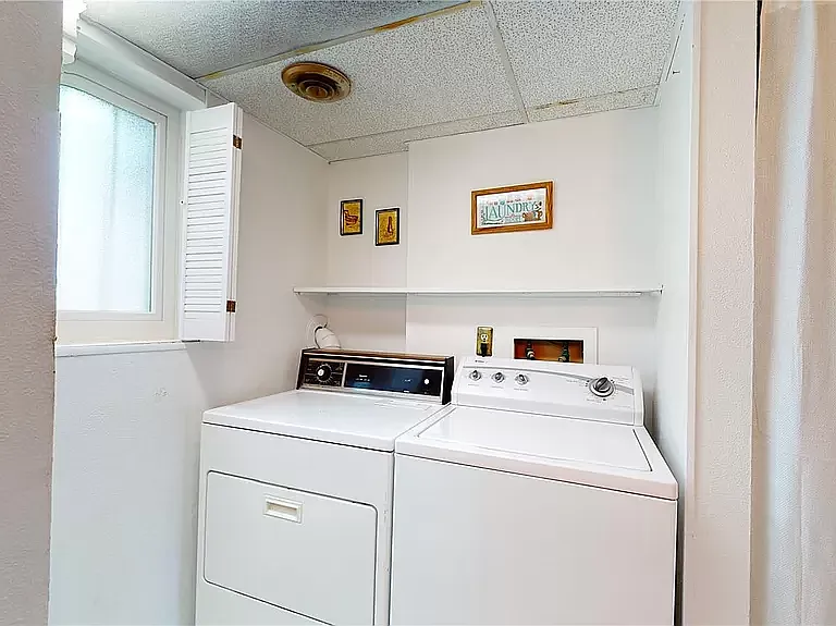 11397 E Dakota Ave — Photo 8