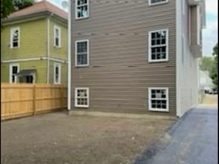 52 Zone St #2 — Photo 9