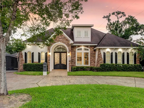 1324 Bingle Rd, Houston, TX 77055