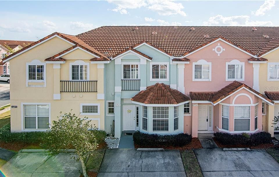 1st image of 4702 Hemingway House St