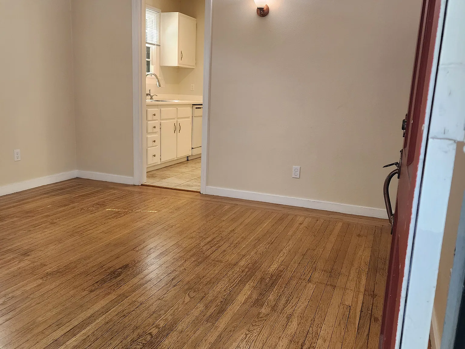 1 bed, 500 sqft, $1,750 — Photo 4