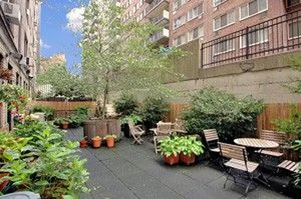 Sold by Corcoran | media 3