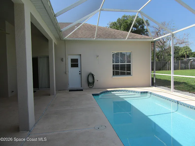 1804 Abbeyridge Dr — Photo 31