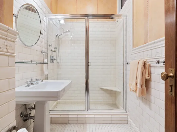 1 West 72nd Street image 13 of 16