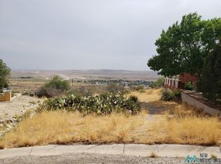 801 Dennis Way, Carlsbad, NM 88220