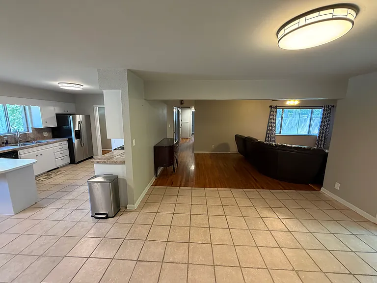 2332 N Gooseberry Ln — Photo 7
