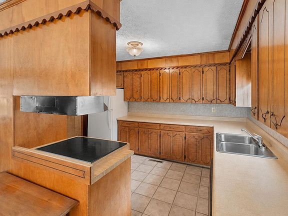 4th image of 7739 Greenbriar Rd