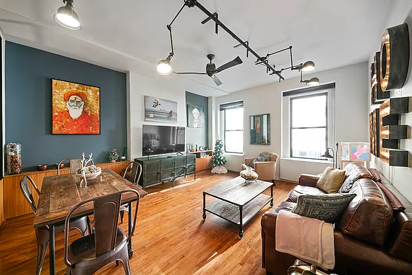 Rented by A & I Broadway | media 9