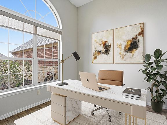 5th image of 2824 Willow Ridge Cir