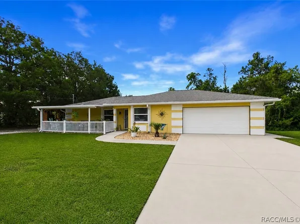 7410 W Seven Rivers Dr, Crystal River, FL 34429