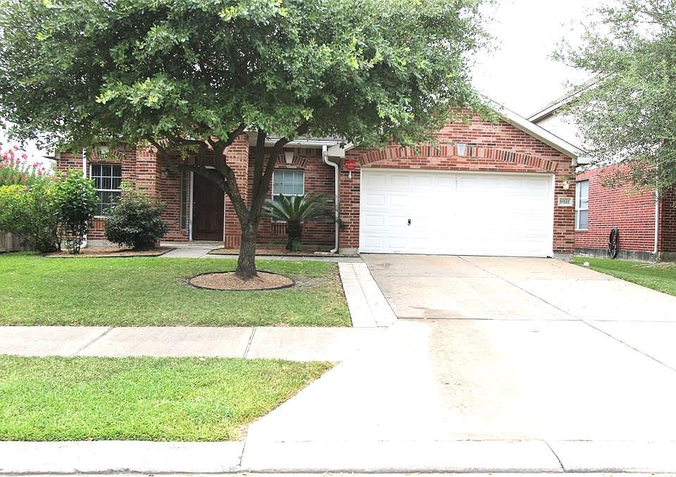 1st image of 21203 Scenic Bluff Ln