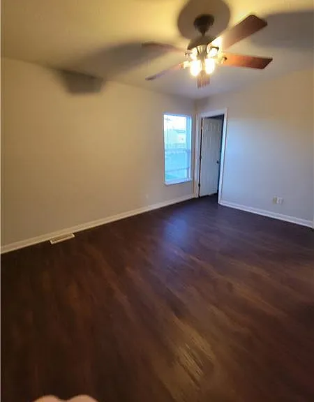 2824 Lauren Meadows Dr — Photo 16