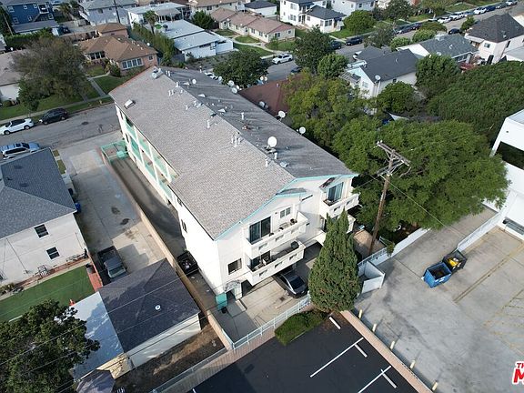 4th image of 8812 Reading Ave
