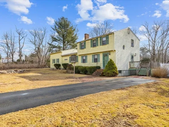 31 Gail Rd, Hanover, MA 02339