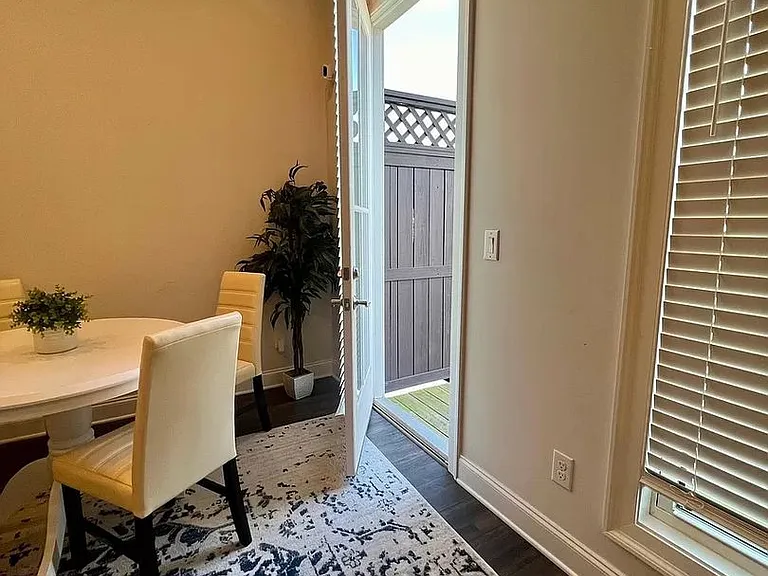 1825 La Dawn Ln NW — Photo 14