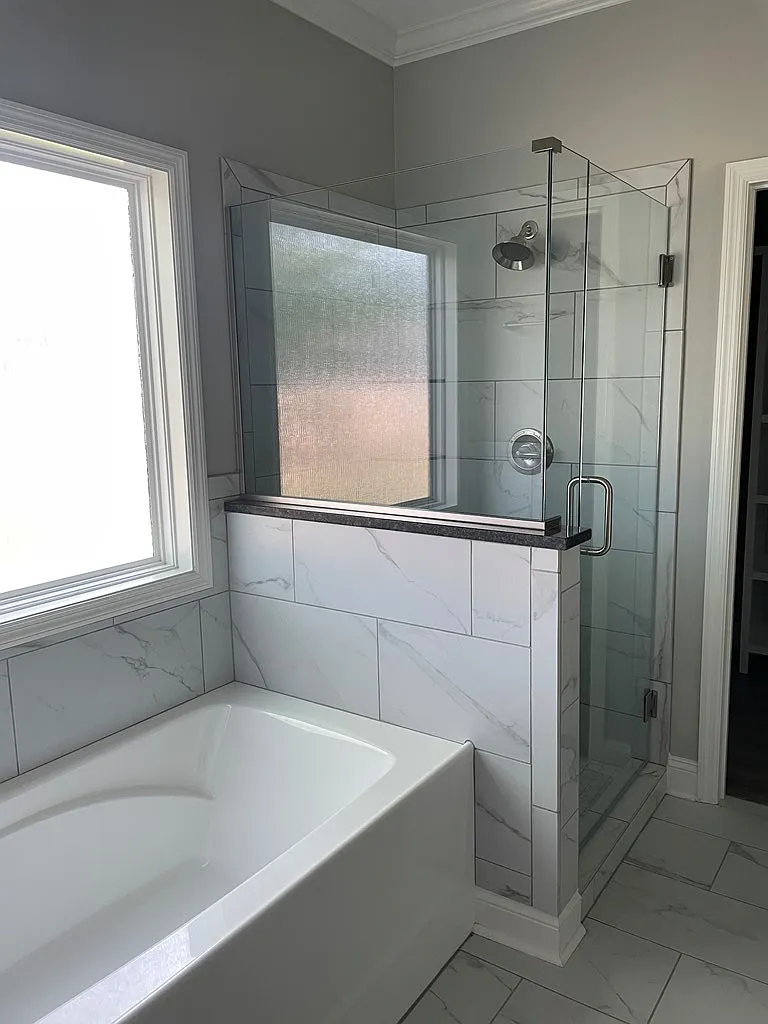 3 bed, 2.0 bath, 1361 sqft, $1,975 — Photo 4